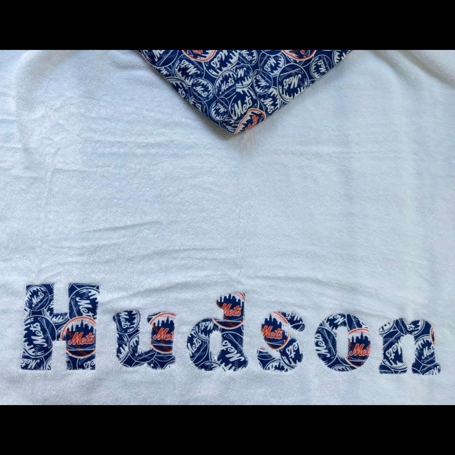 Hooded Towel Mets (Boy)
