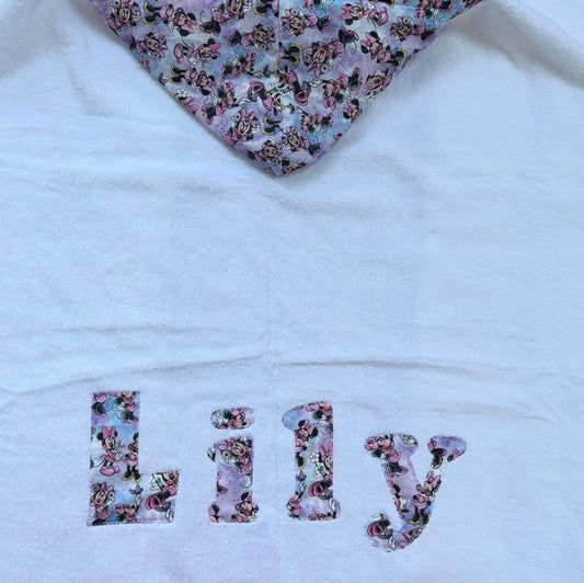 Hooded Towel Minnie (Girl)
