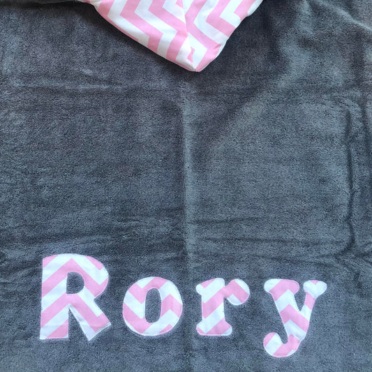 Hooded Towel Pink Chevron (Girl)